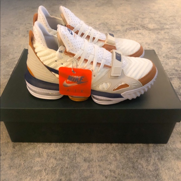 🔸SOLD🔸LEBRON 16 Air Trainer - Picture 6 of 7